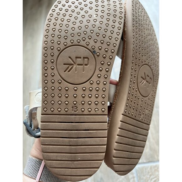 Girls Freshly Picked Gold Sandals Size 13 - Picture 7 of 8